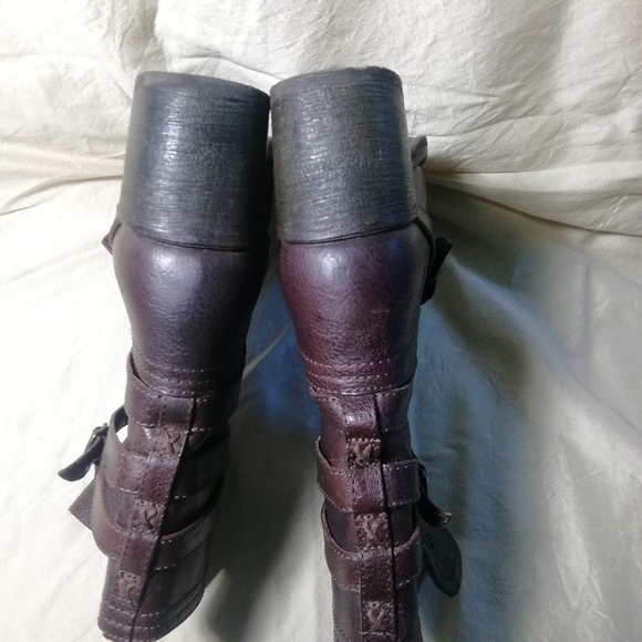 Frye Boots size 6.5 - Picture 7 of 12
